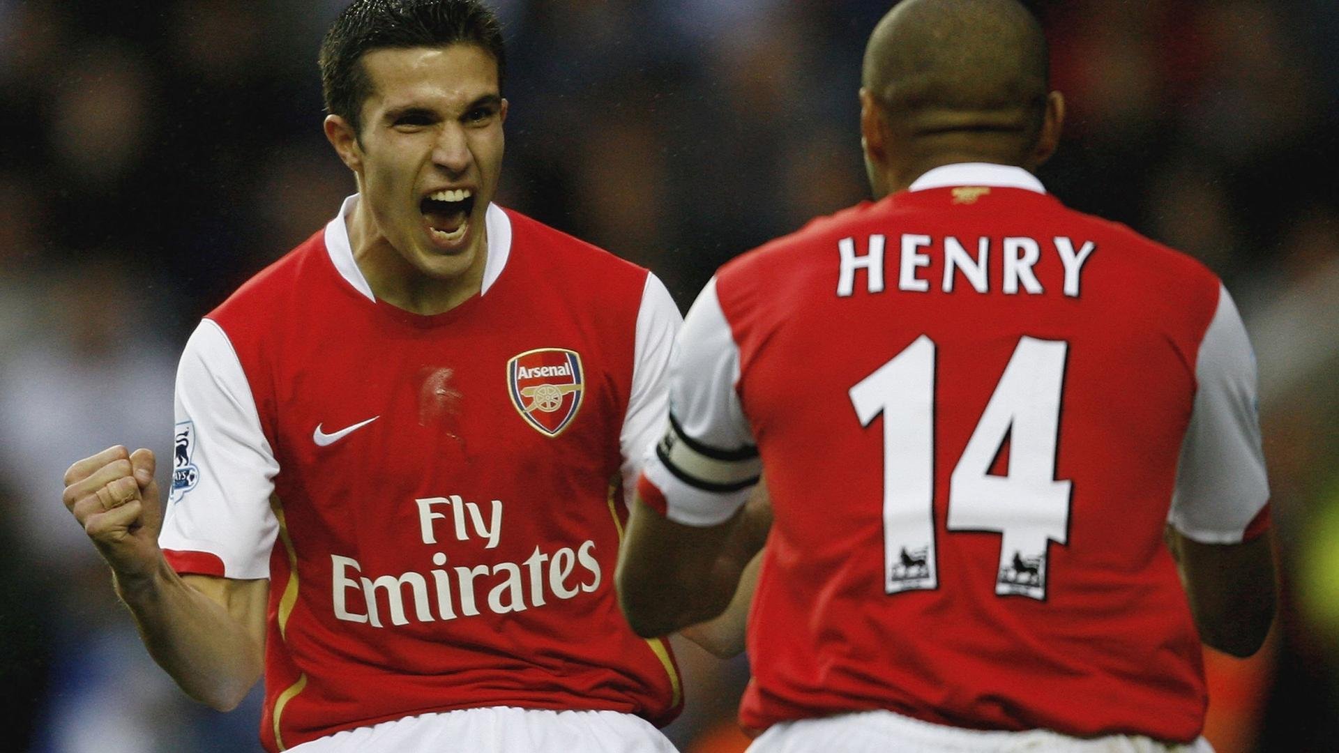 体育娱乐平台-胜利双响，当阿扎伦卡击穿旧秩序，瑞士球迷的狂欢掀翻屋顶，胜利双响击穿旧秩序，瑞士球迷狂欢掀翻屋顶